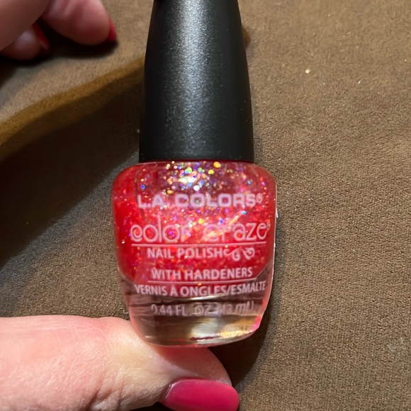 NWOT LA Colors Color Craze Nail Polish - Picture 1 of 4